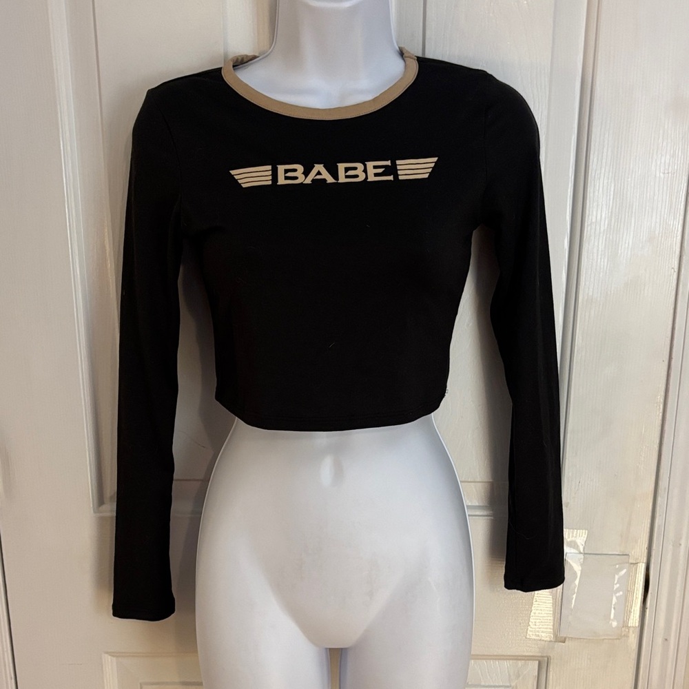 Papaya Black and Tan Long Sleeve Crop Top